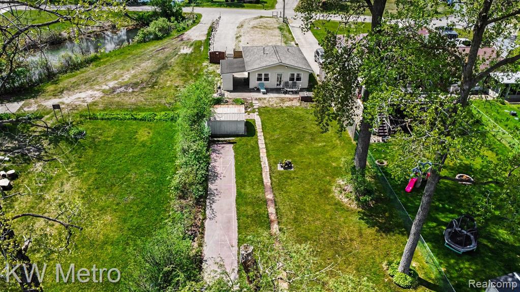 657 Dunleavy Drive Property Photo 32