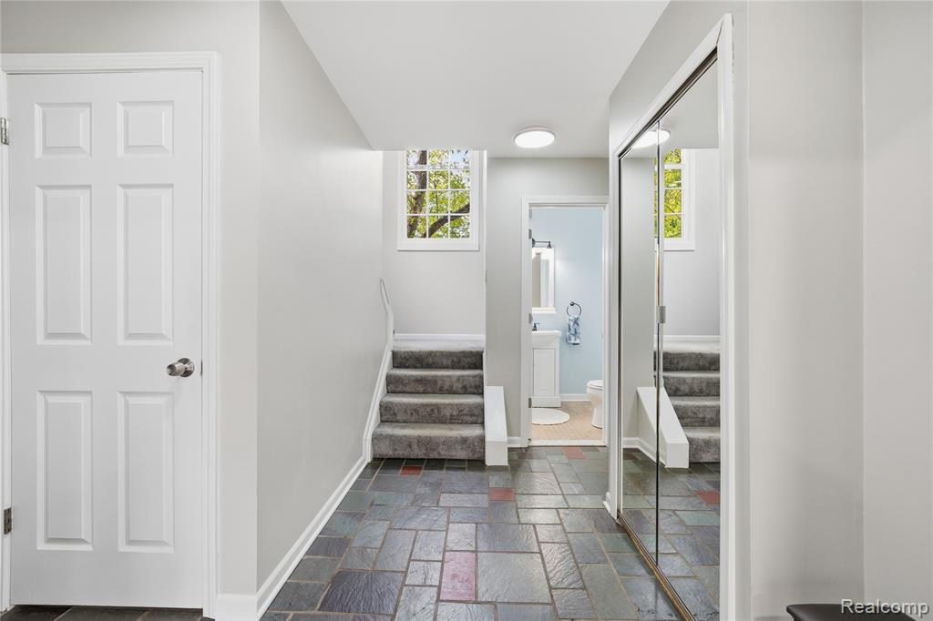 1319 Wagon Wheel Lane Property Photo 9