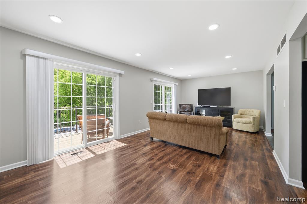 1319 Wagon Wheel Lane Property Photo 15