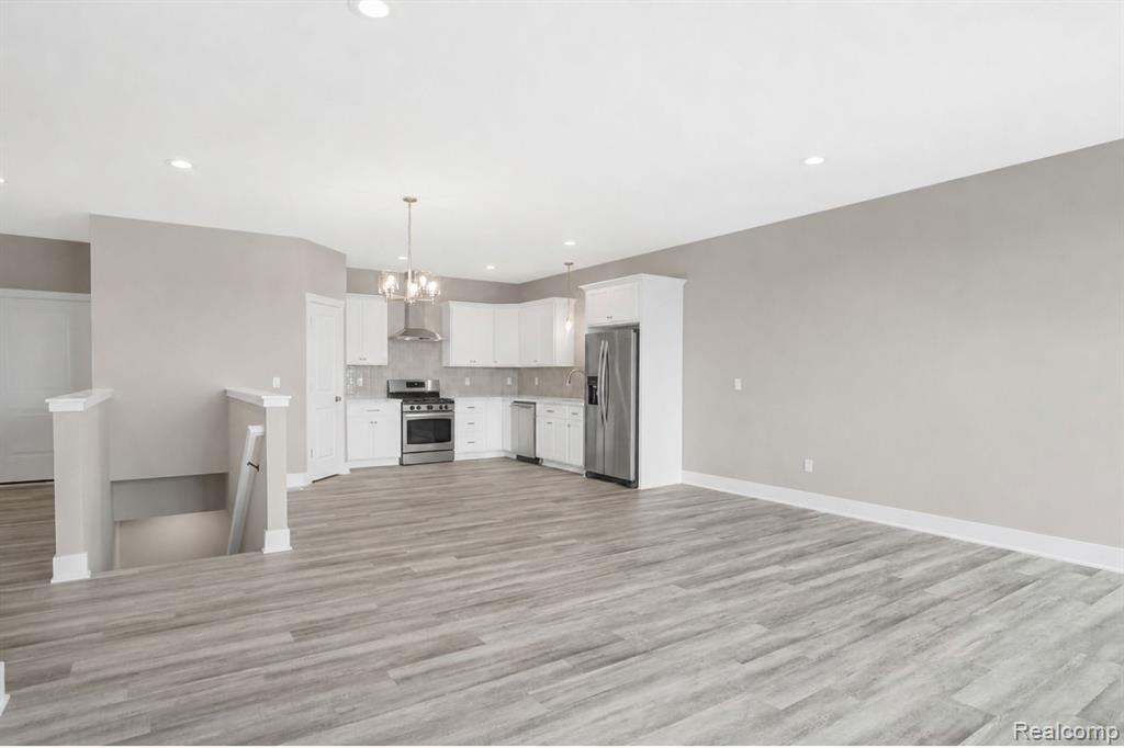 2255 Gilder Drive Property Photo 6