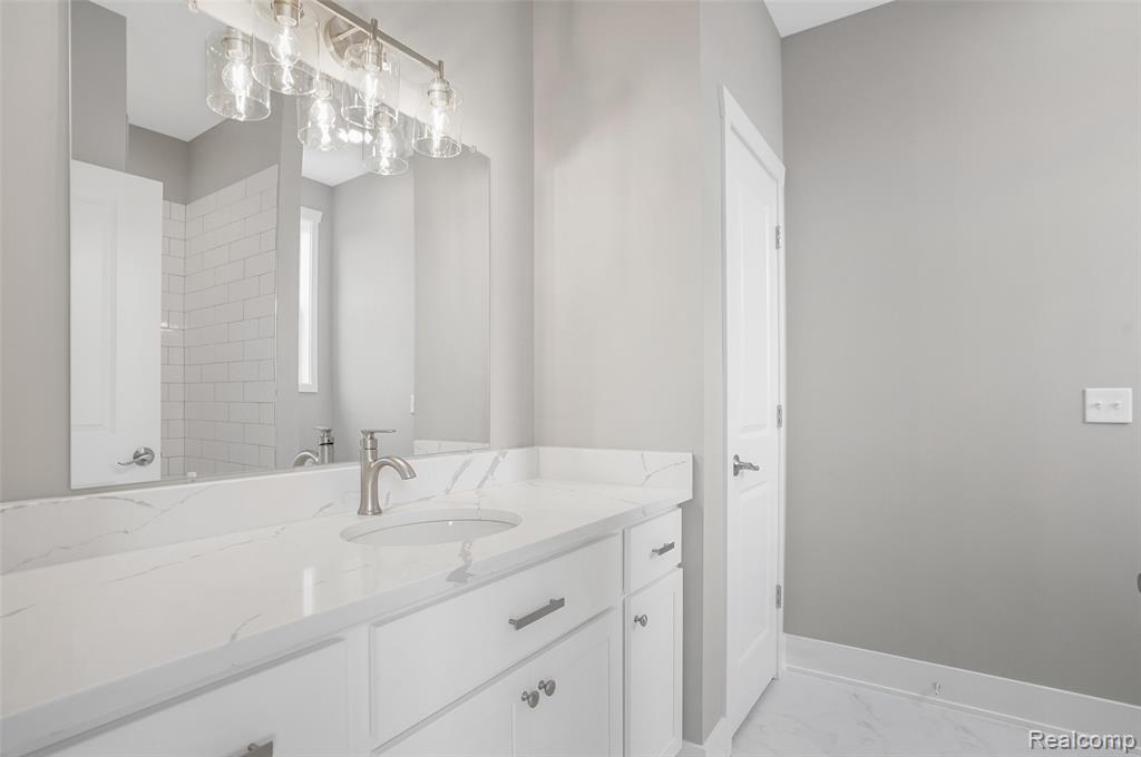 2255 Gilder Drive Property Photo 14