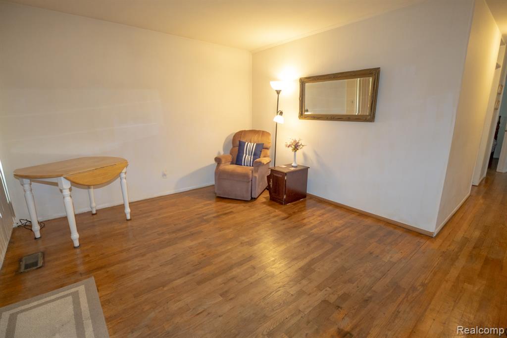 2539 Margaret Street Property Photo 21