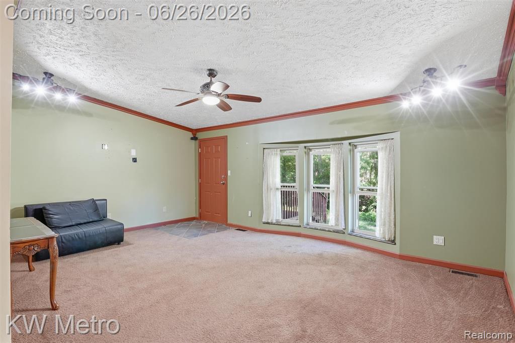 22733 Sumpter Rd Road Property Photo 4