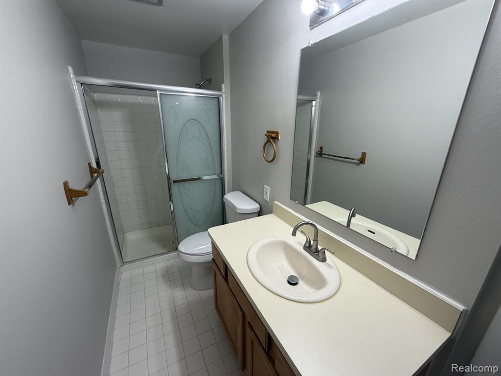 27153 Farmbrook Villa Drive Property Photo 7