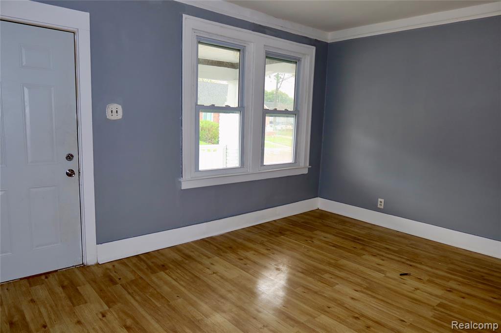 8469 Westminster Avenue Property Photo 4