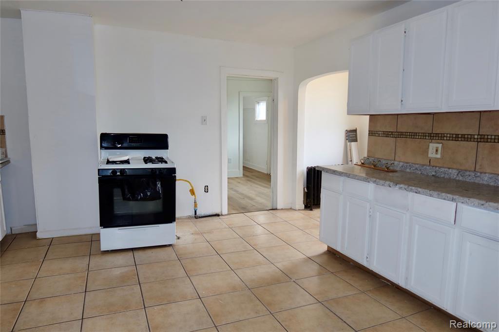8469 Westminster Avenue Property Photo 12