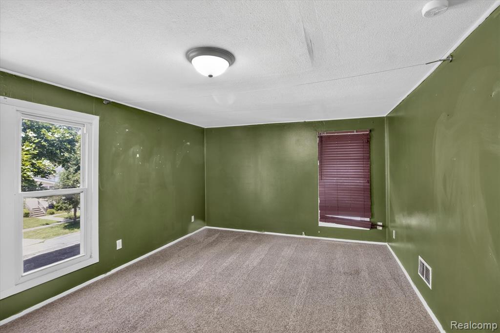 731 Union Street Property Photo 19