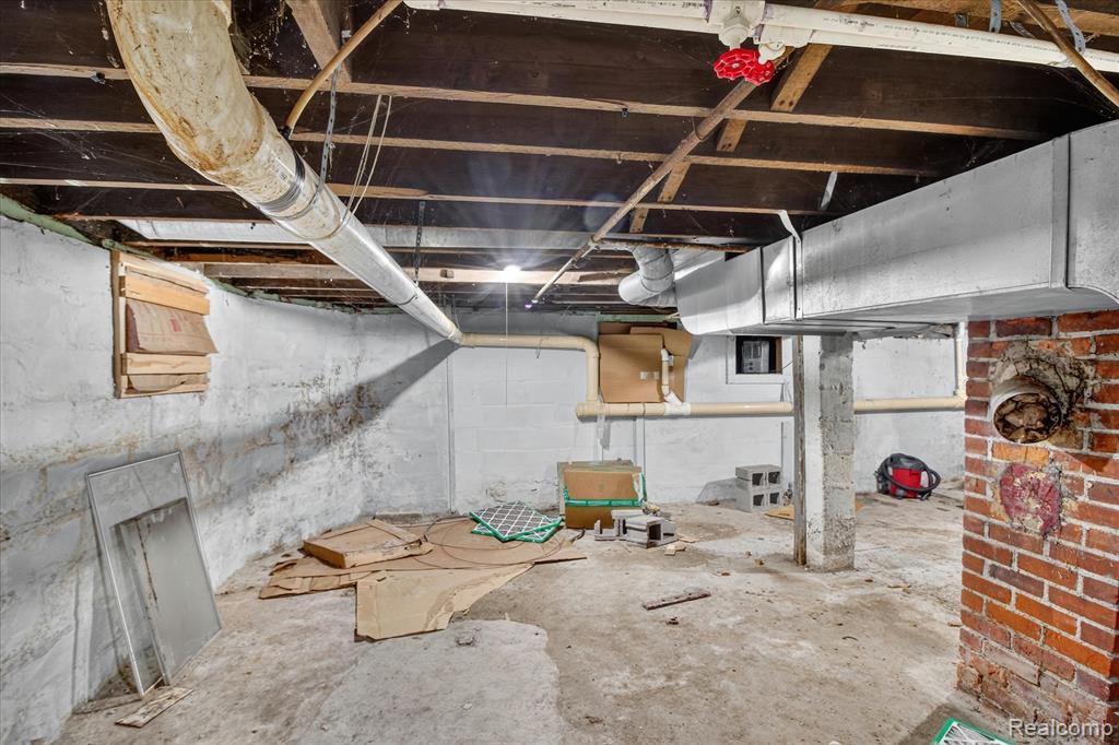 731 Union Street Property Photo 38