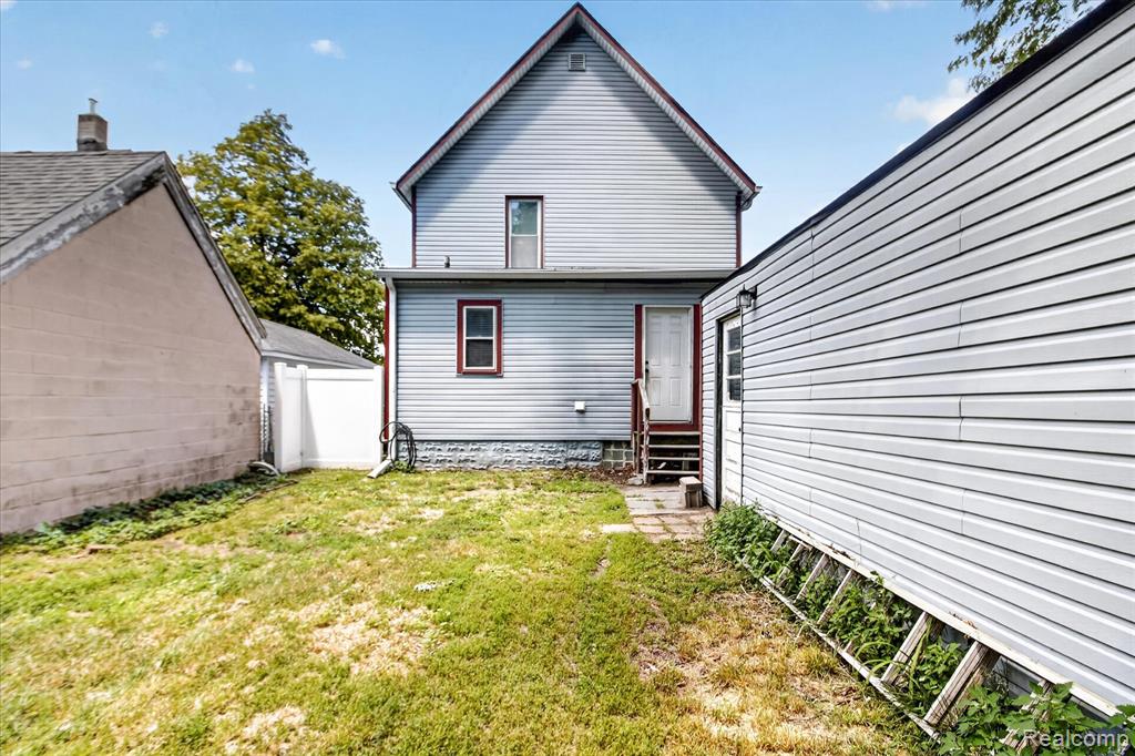 731 Union Street Property Photo 44