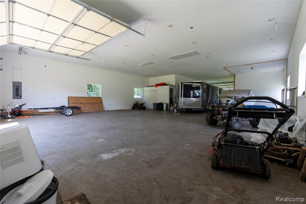 10069 Silver Lake Road Property Photo 17
