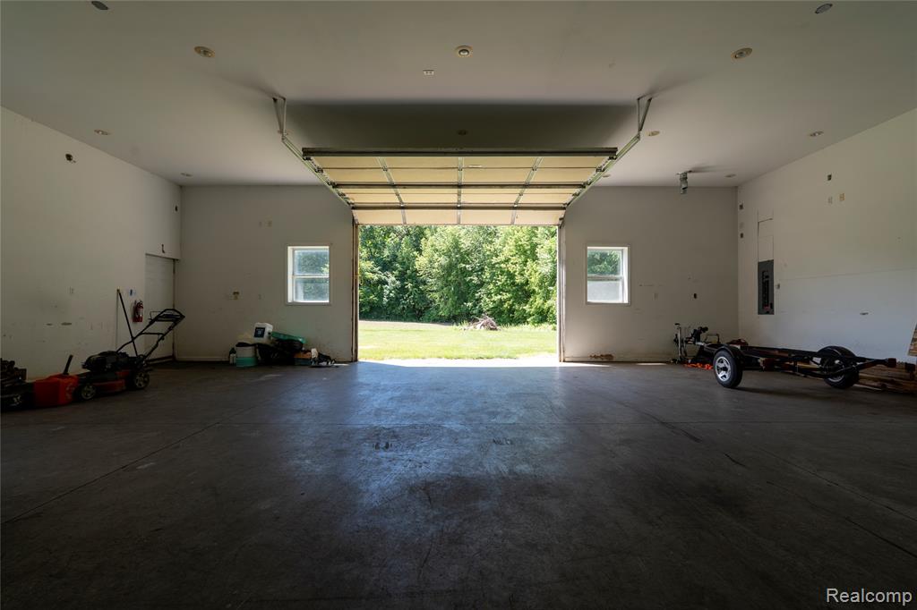 10069 Silver Lake Road Property Photo 18