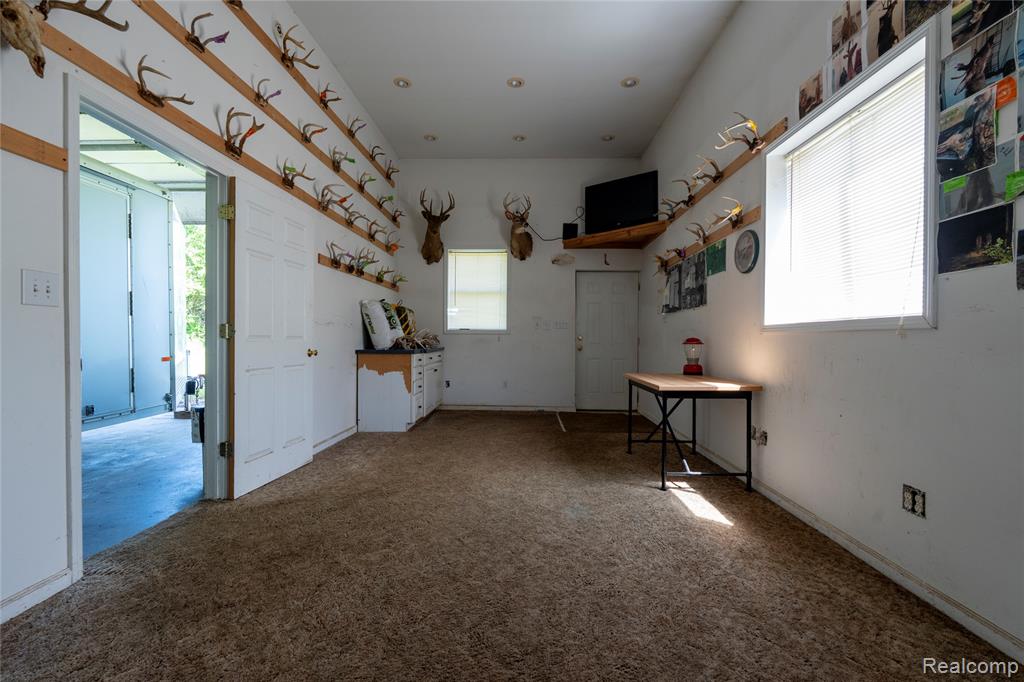 10069 Silver Lake Road Property Photo 20