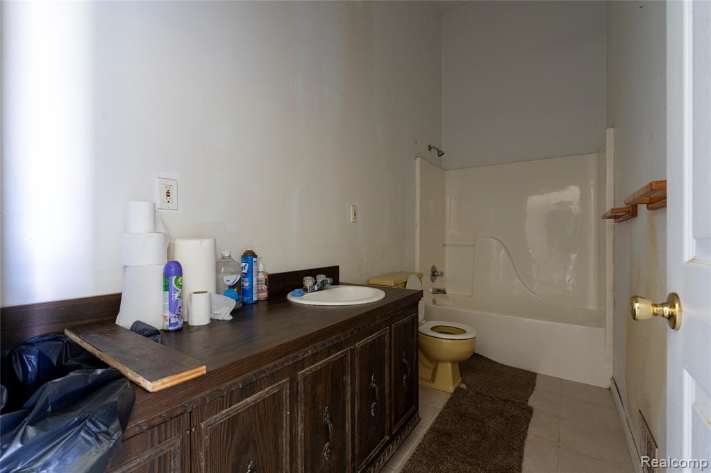 10069 Silver Lake Road Property Photo 24