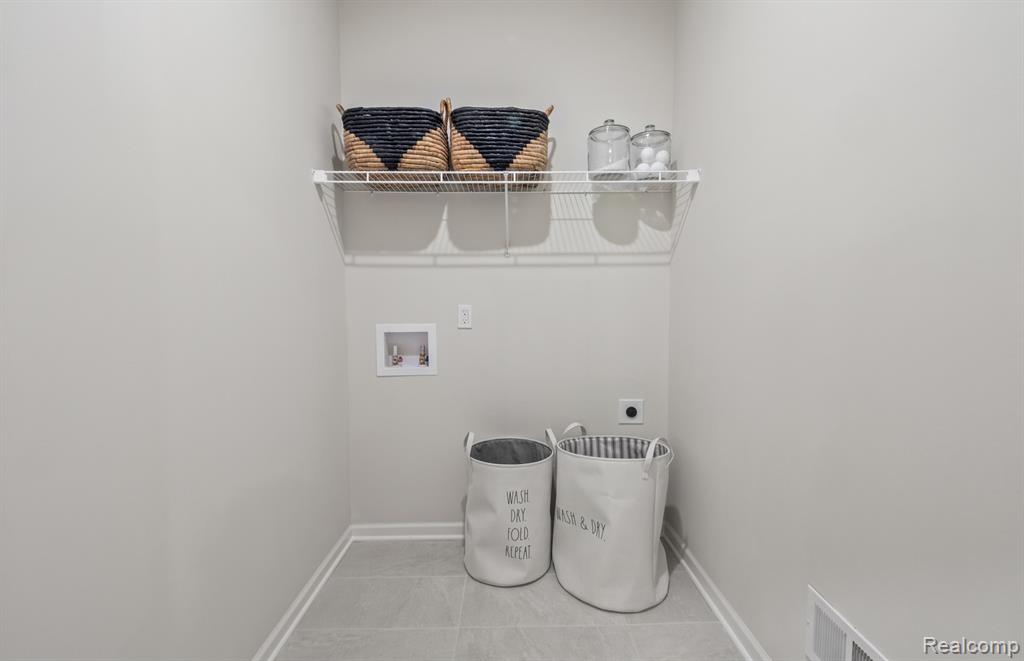 55933 Oak Pointe Drive Property Photo 18