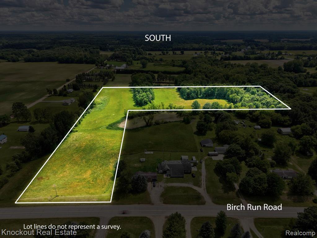 4500 Birch Run Road Property Photo 2