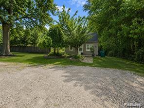 6851 Merriman Road Property Photo 1