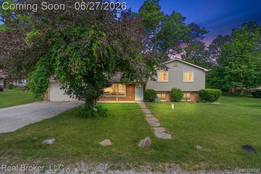 8320 Hillpoint Drive Property Photo 1