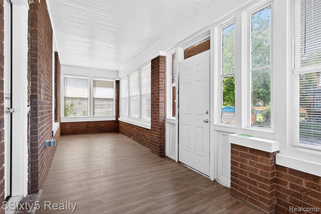 14 Myrtle Street Property Photo 3