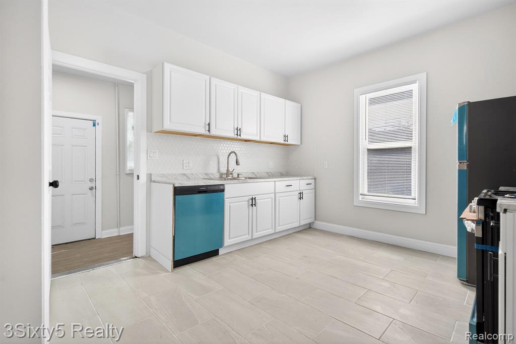 14 Myrtle Street Property Photo 12