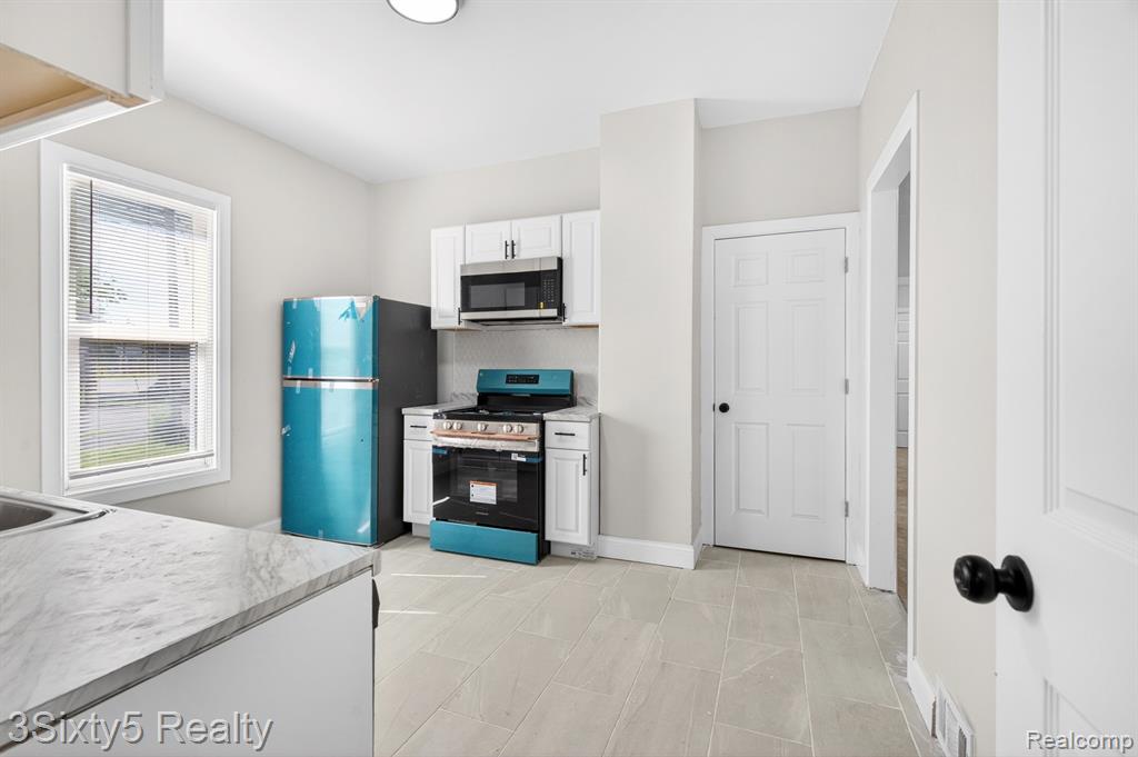 14 Myrtle Street Property Photo 13