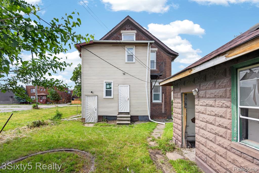 14 Myrtle Street Property Photo 37