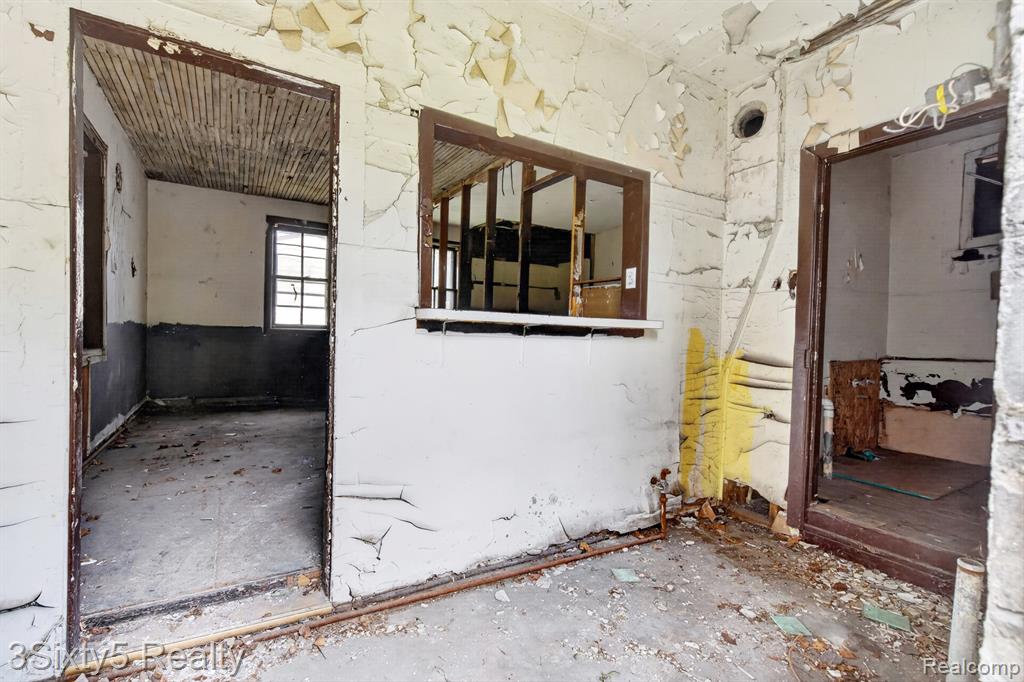 14 Myrtle Street Property Photo 43