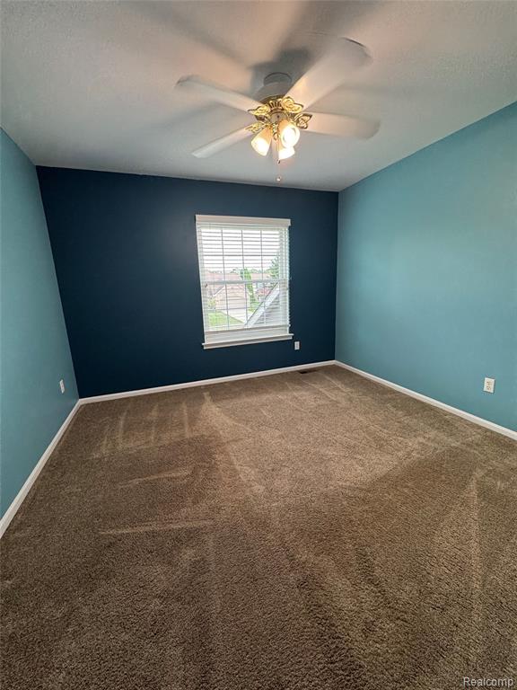 5708 Berwick Court Property Photo 20
