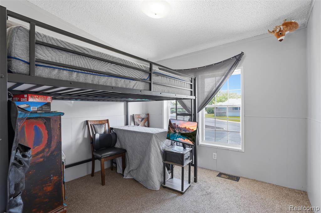 28725 Parkview Property Photo 20