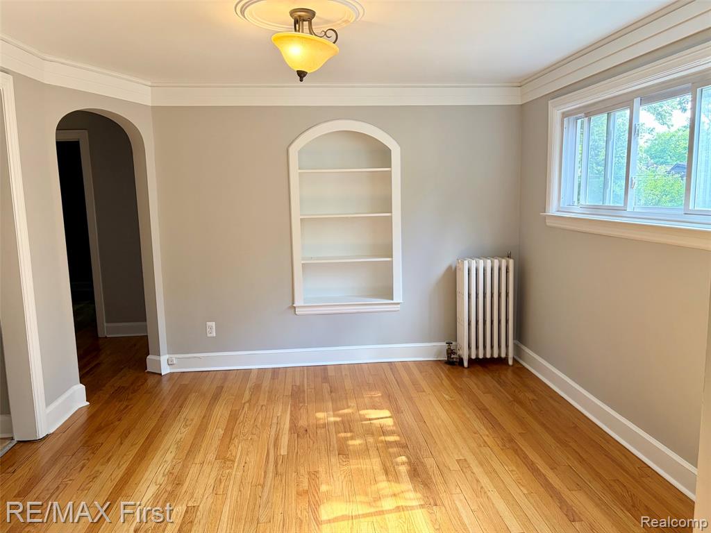 383 W Chesterfield Street Property Photo 3
