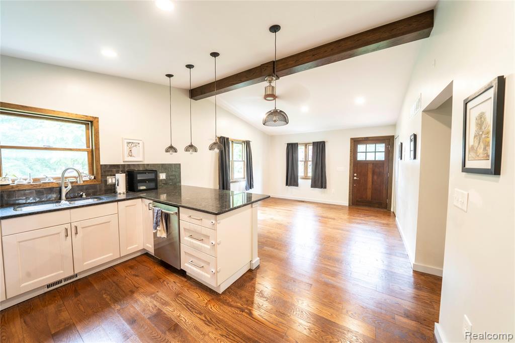 12100 Wilson Drive Property Photo 37