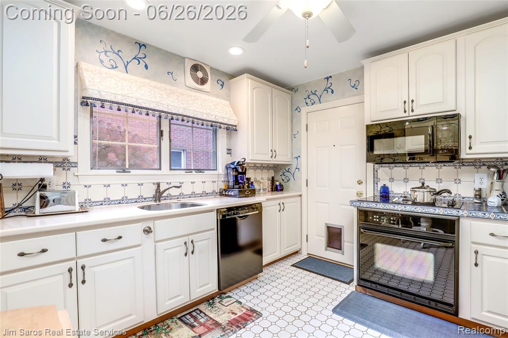 764 Harcourt Road Property Photo 10