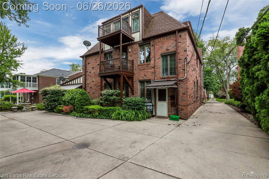 764 Harcourt Road Property Photo 36