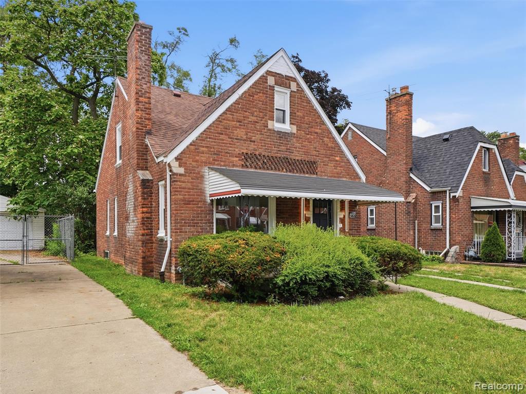 16835 Lesure Street Property Photo 3
