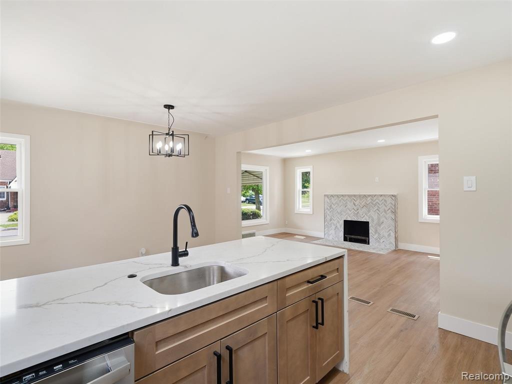 16835 Lesure Street Property Photo 14
