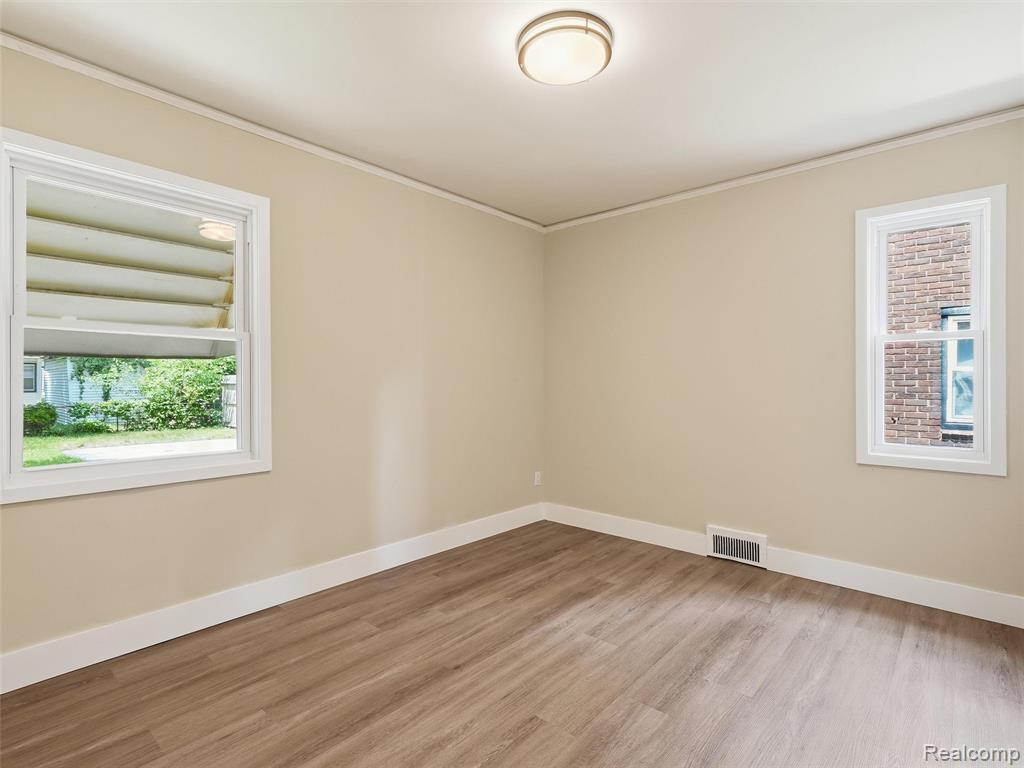 16835 Lesure Street Property Photo 15