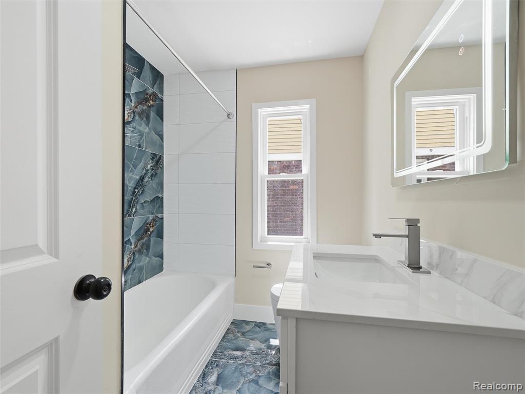 16835 Lesure Street Property Photo 19