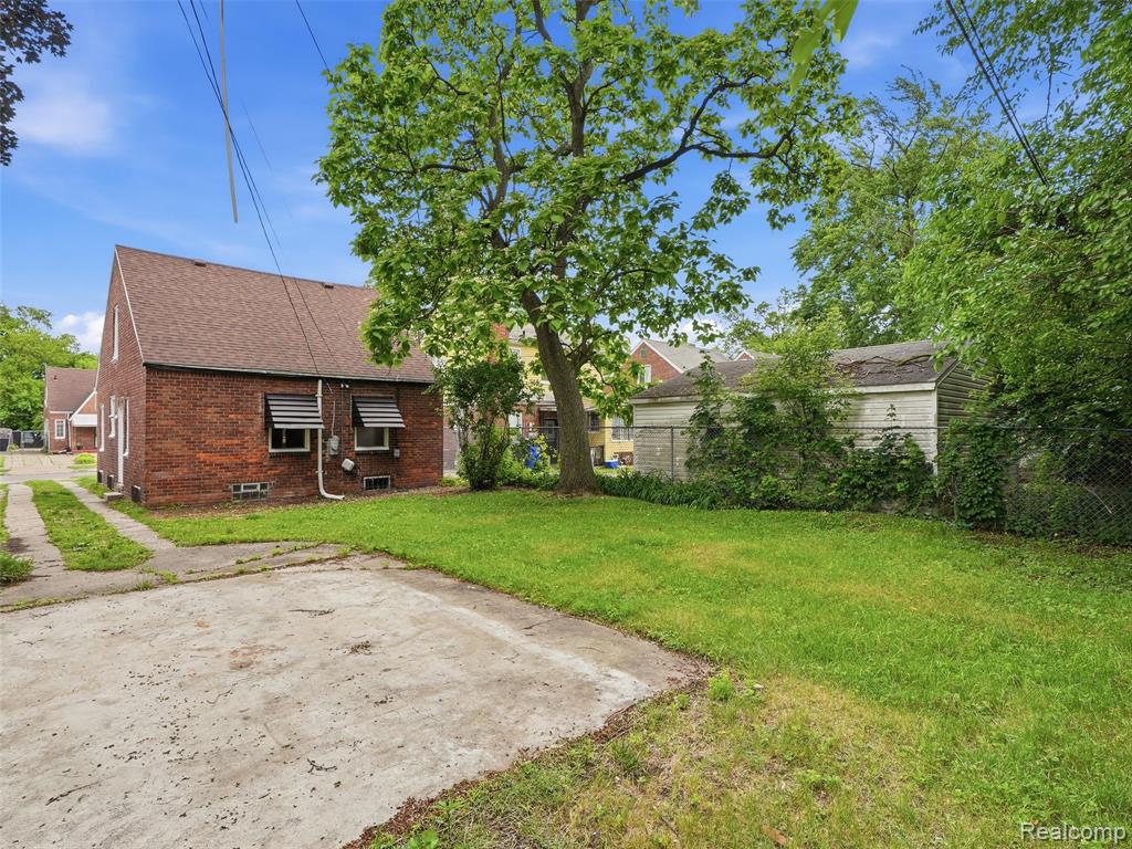 16835 Lesure Street Property Photo 33