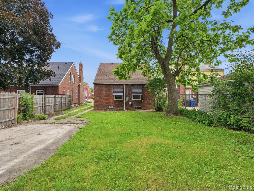 16835 Lesure Street Property Photo 34