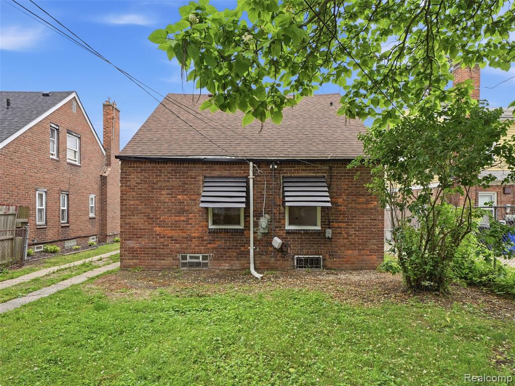 16835 Lesure Street Property Photo 35