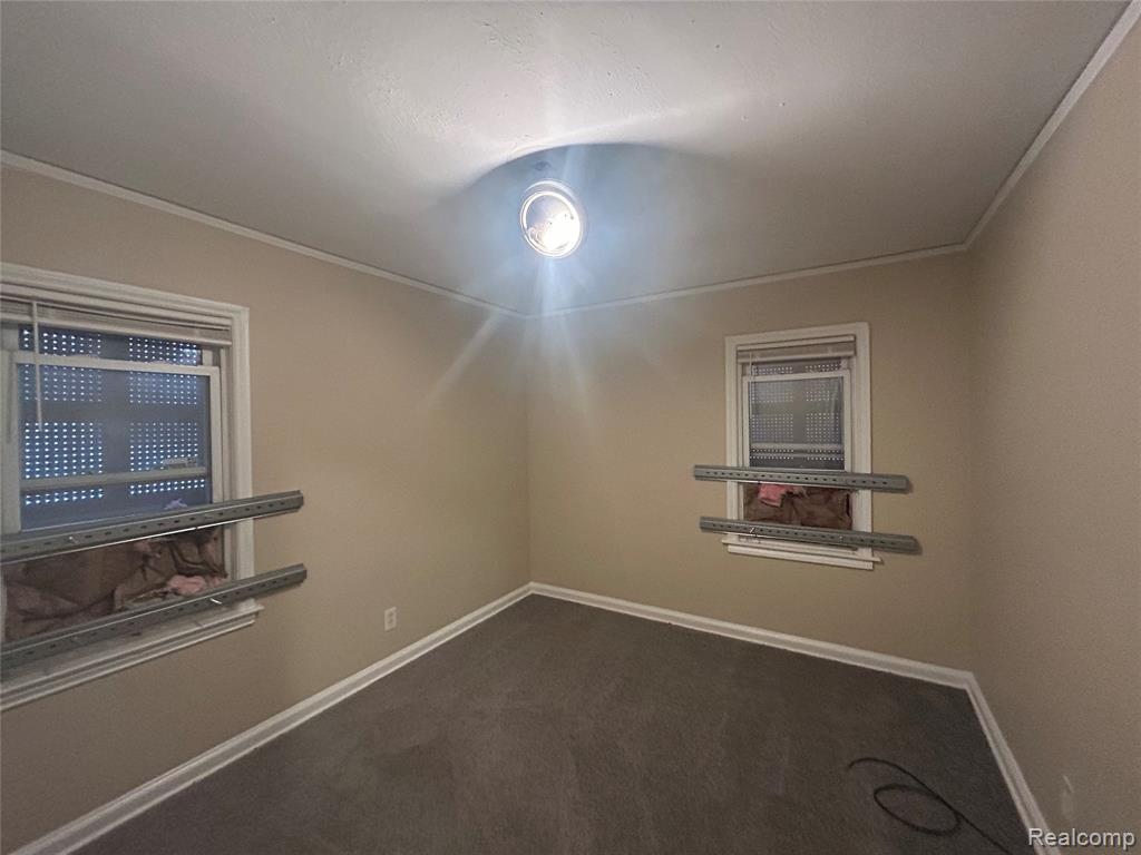 16824 Rutherford Street Property Photo 10