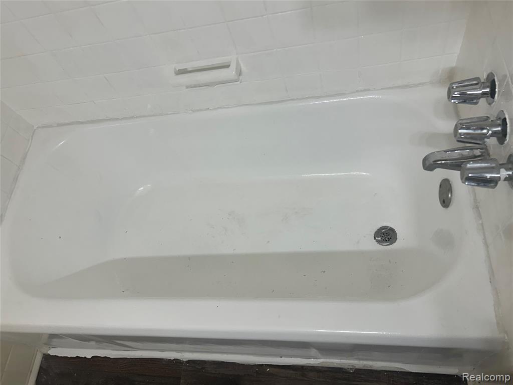 16824 Rutherford Street Property Photo 17