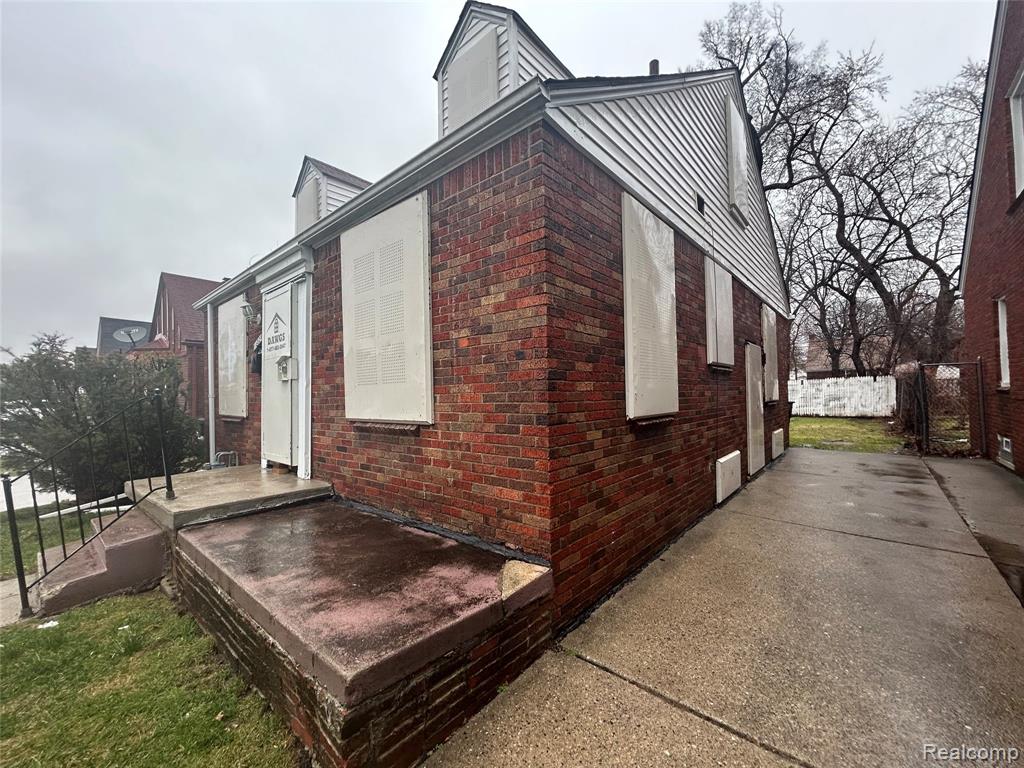 16824 Rutherford Street Property Photo 23