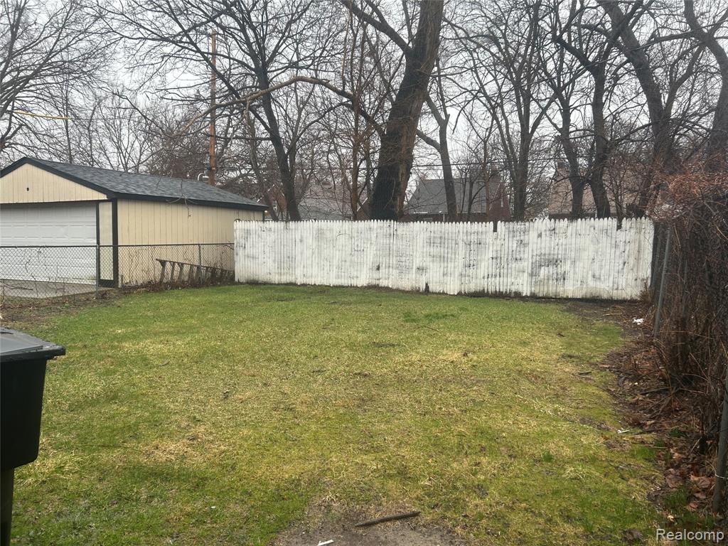 16824 Rutherford Street Property Photo 24