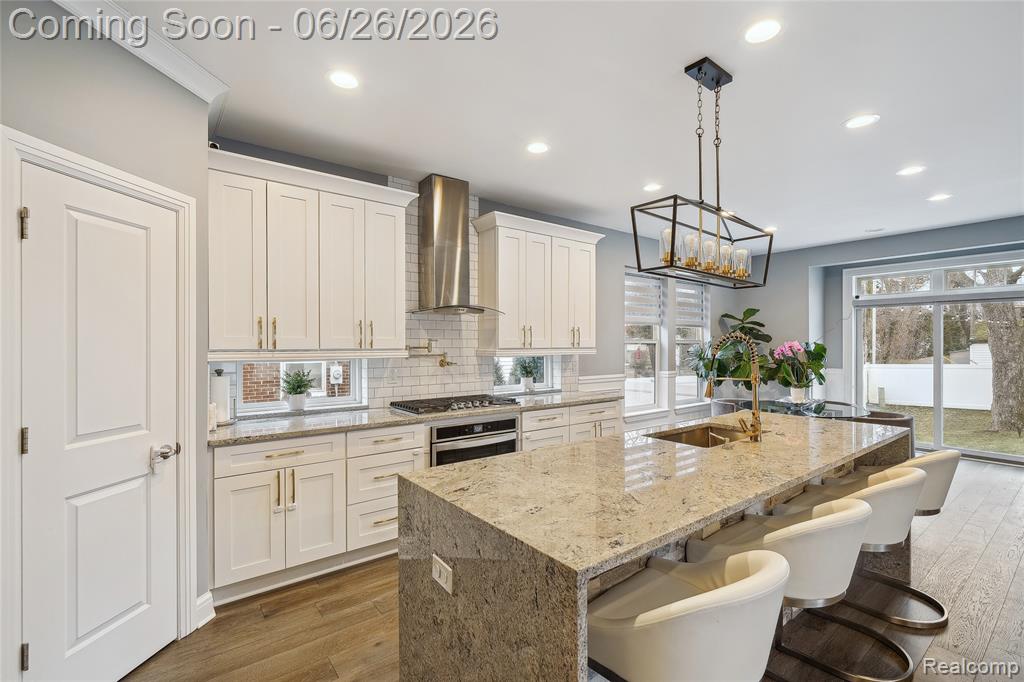861 Coolidge Road Property Photo 11