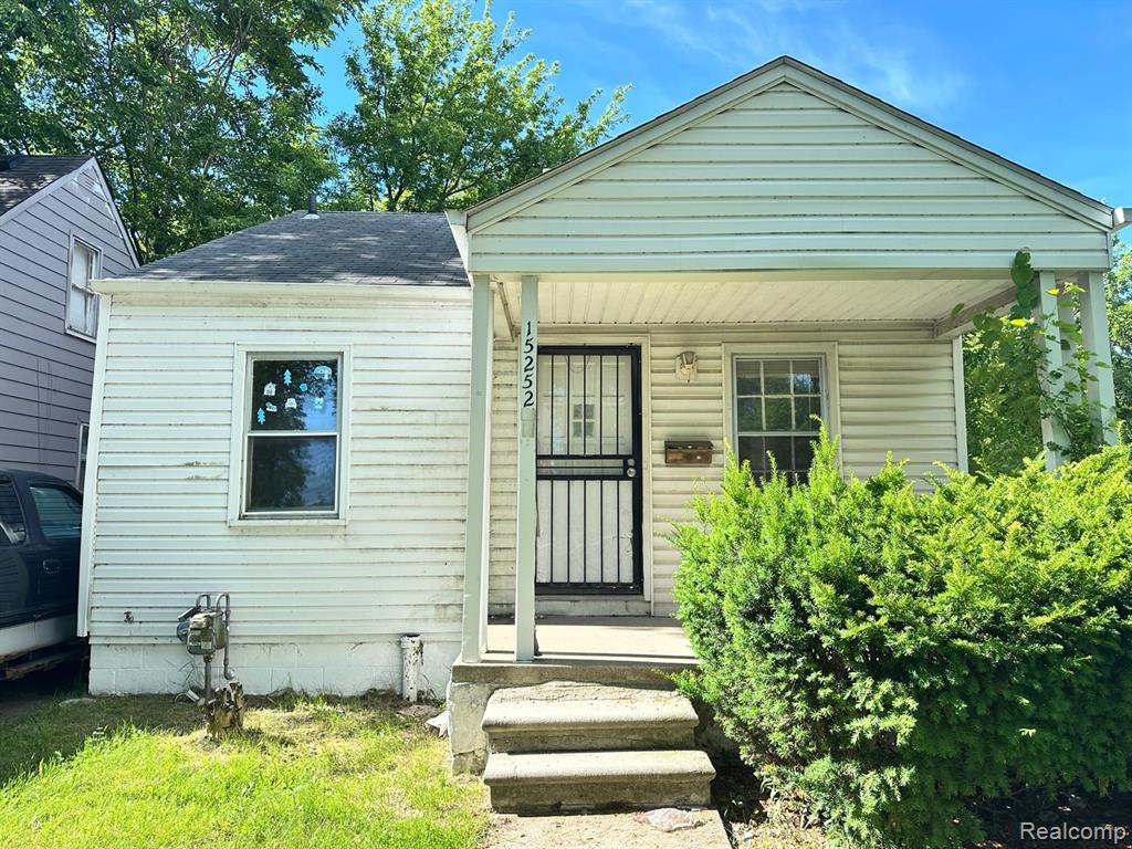 15252 Rossini Drive Property Photo 1