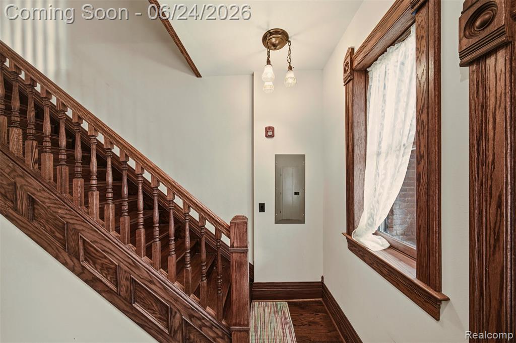 701 W Canfield Street Property Photo 14