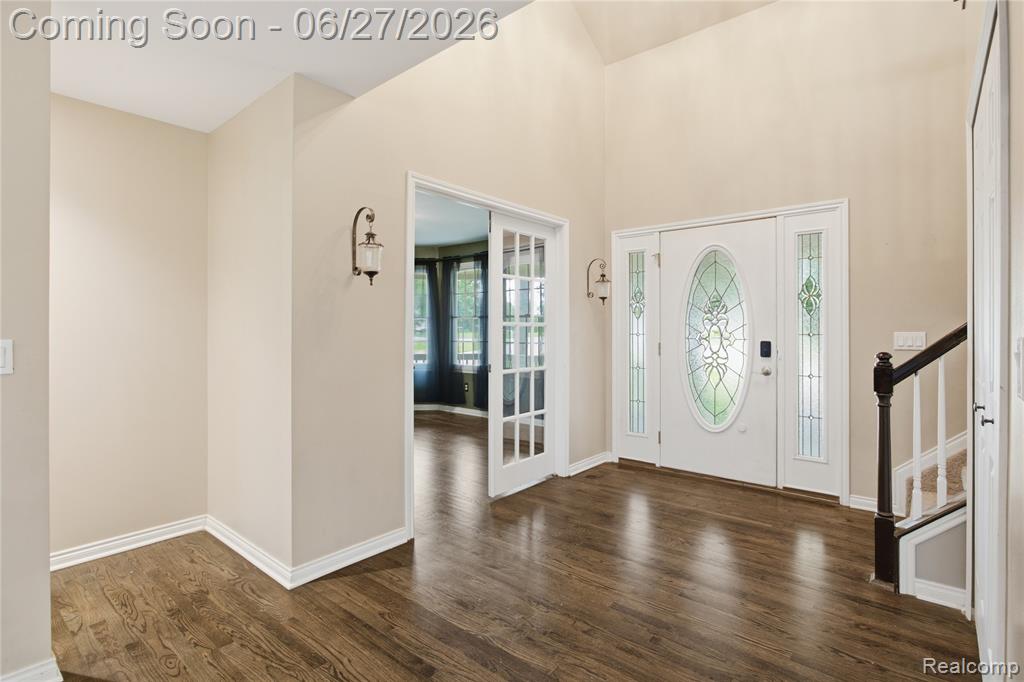 9015 Huron Bluffs Drive Property Photo 4