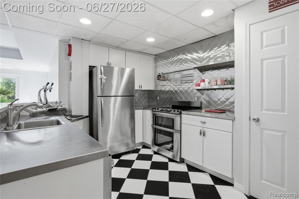 9015 Huron Bluffs Drive Property Photo 36