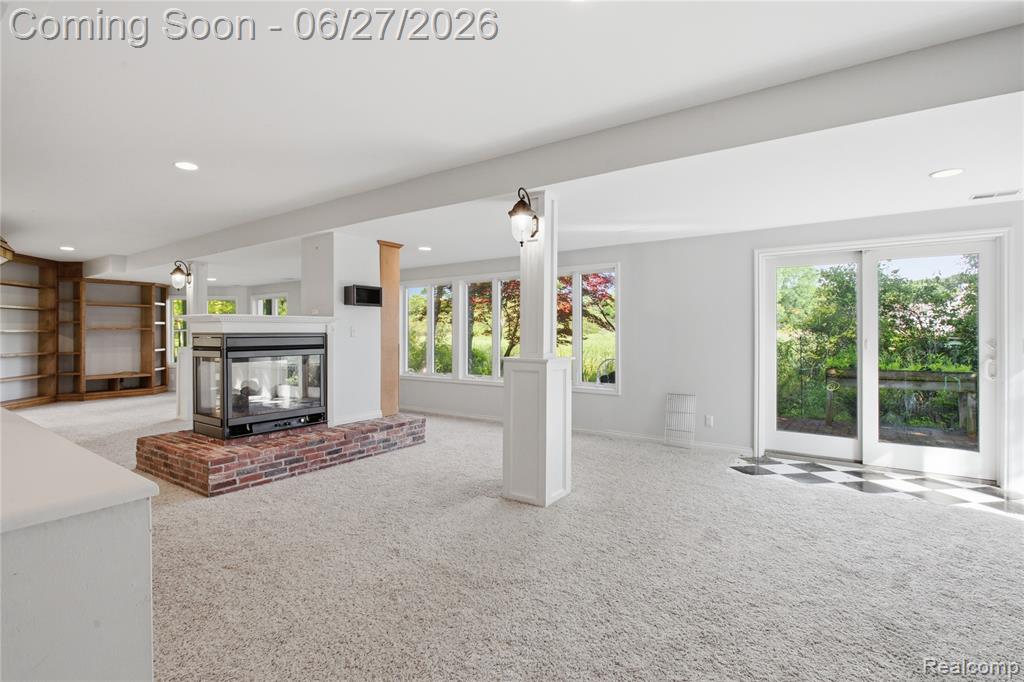 9015 Huron Bluffs Drive Property Photo 37