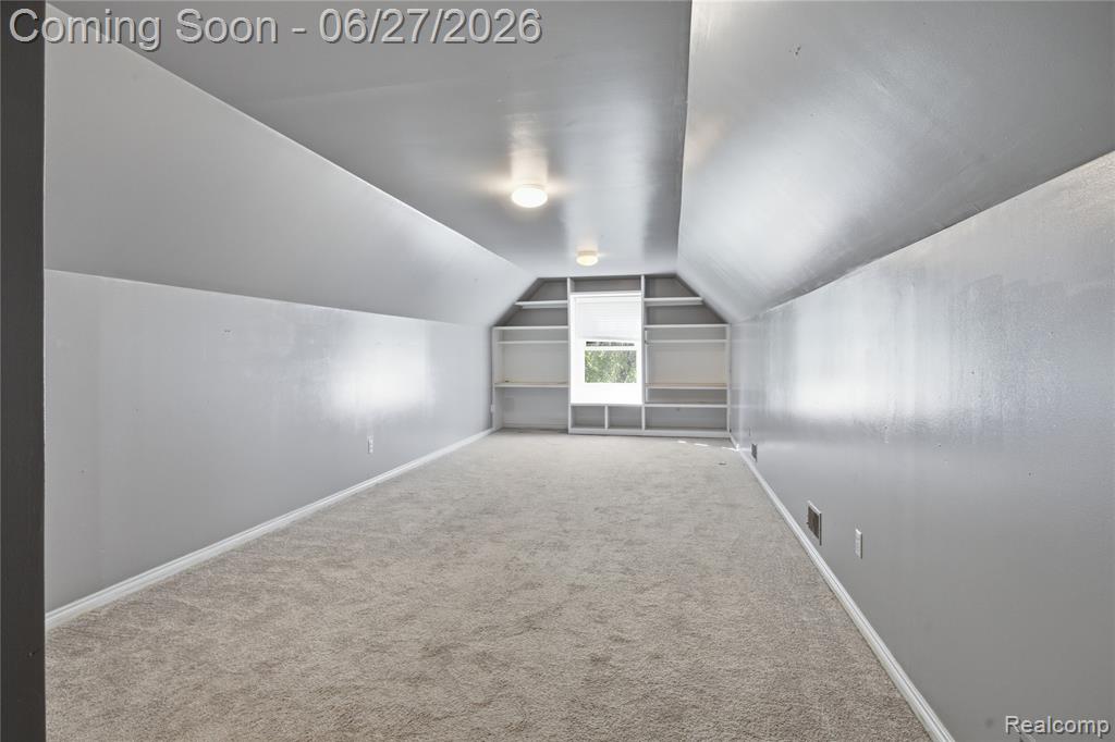9015 Huron Bluffs Drive Property Photo 48